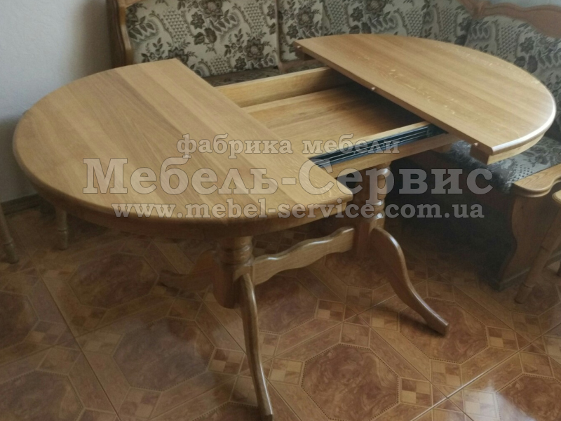 Фото 6. Кухонный стол из дерева