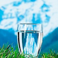 Артезианская озонированная бутилированная питьевая вода