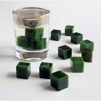 Нефритовые кубики для охлаждения виски