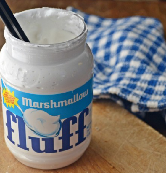 Фото 15. Marshmallow Fluff с ванильным вкусом - сладкое лакомство, ингредиент для десертов