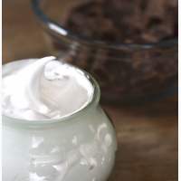 Marshmallow Fluff с ванильным вкусом - сладкое лакомство, ингредиент для десертов