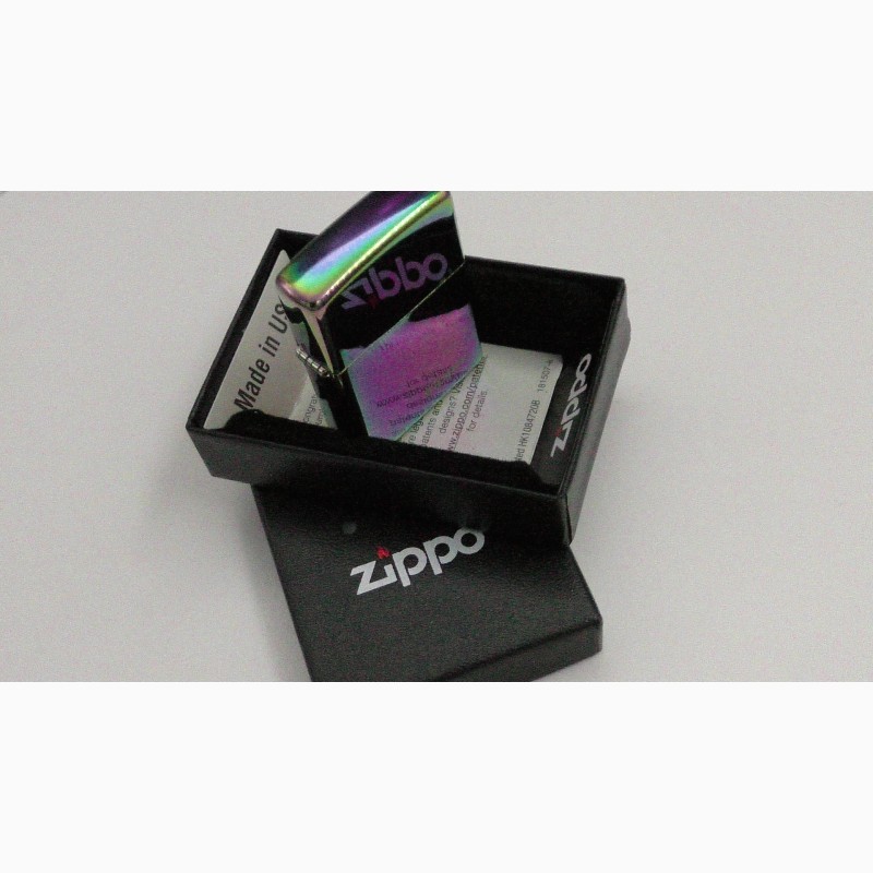 Фото 5. Продам зажигалку Zippo Classic Spectrum With Zippo