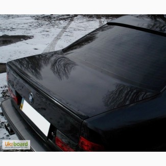 Лип-Спойлер кромки багажника (Сабля) для BMW 5/E34