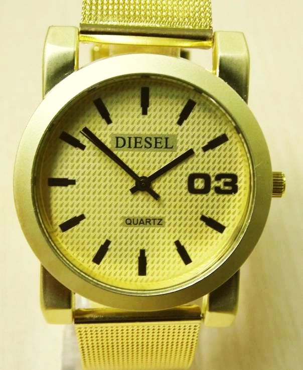Часы женские наручные Diesel