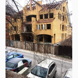 Дом/офис. Объект незавершенного строительства в Киеве