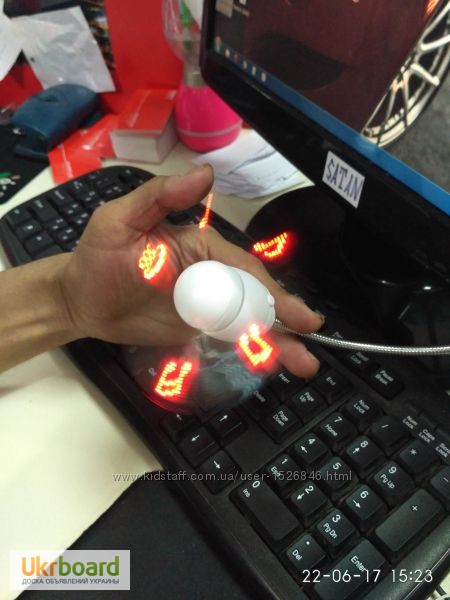 Фото 16. Компактный USB-вентилятор с подсветкой для ноутбука