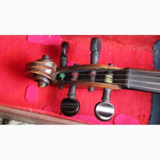 Старовинна скрипка ручної роботи