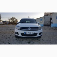 Продам машину Volkswagen Tiguan -2013 г. (83700 км.- пробег)