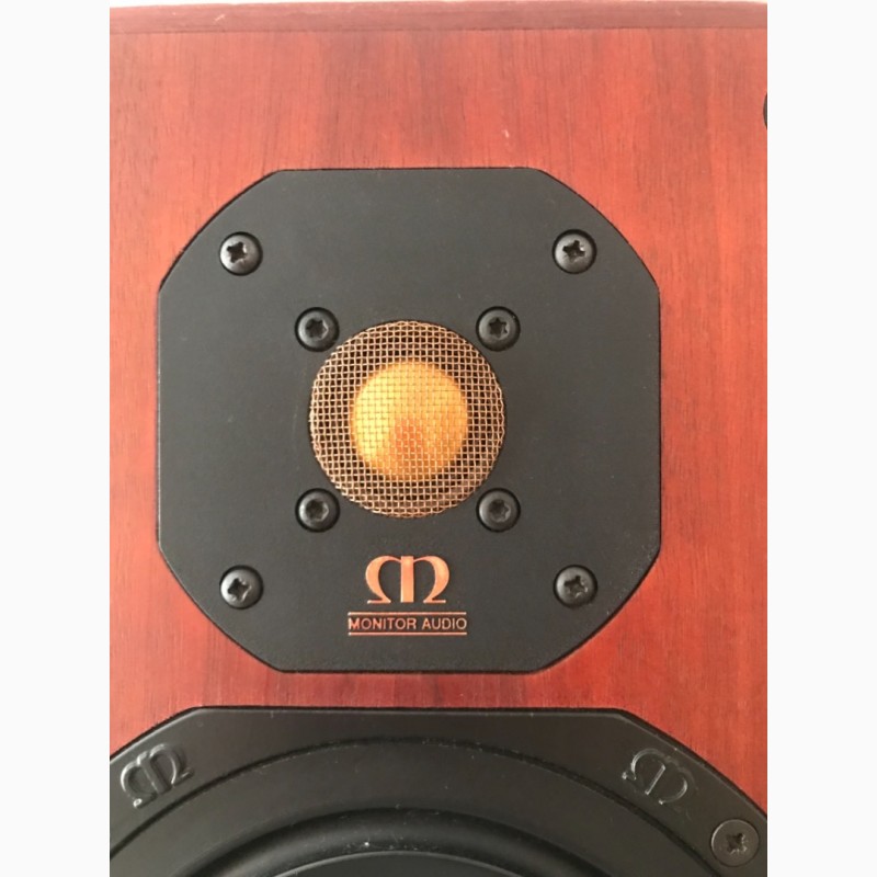 Фото 3. Продам акустическую систему, ресивер, и стойки Monitor Audio gold 200