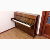 Продам пианино Petrof