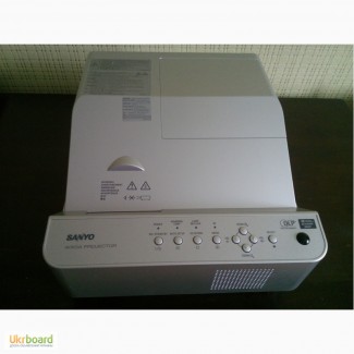 Продам проектор Sanyo PDG DWL2500, HD + 3D