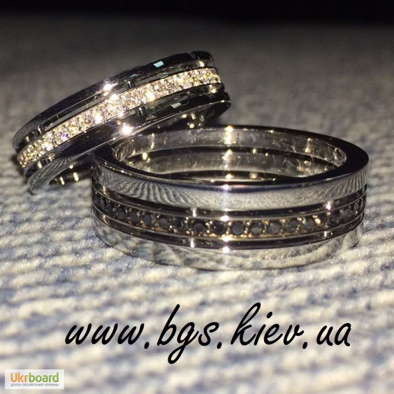 Фото 4. Обручальные кольца с черными и белыми бриллиантами