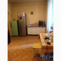 Продам: 5-комнатную квартиру в районе Белинского
