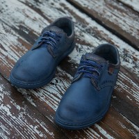 Шкіряні чоловічі туфлі синього кольору