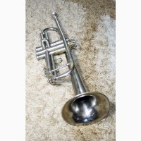 Труба помпова Ленінград срібло добрий стан Trumpet