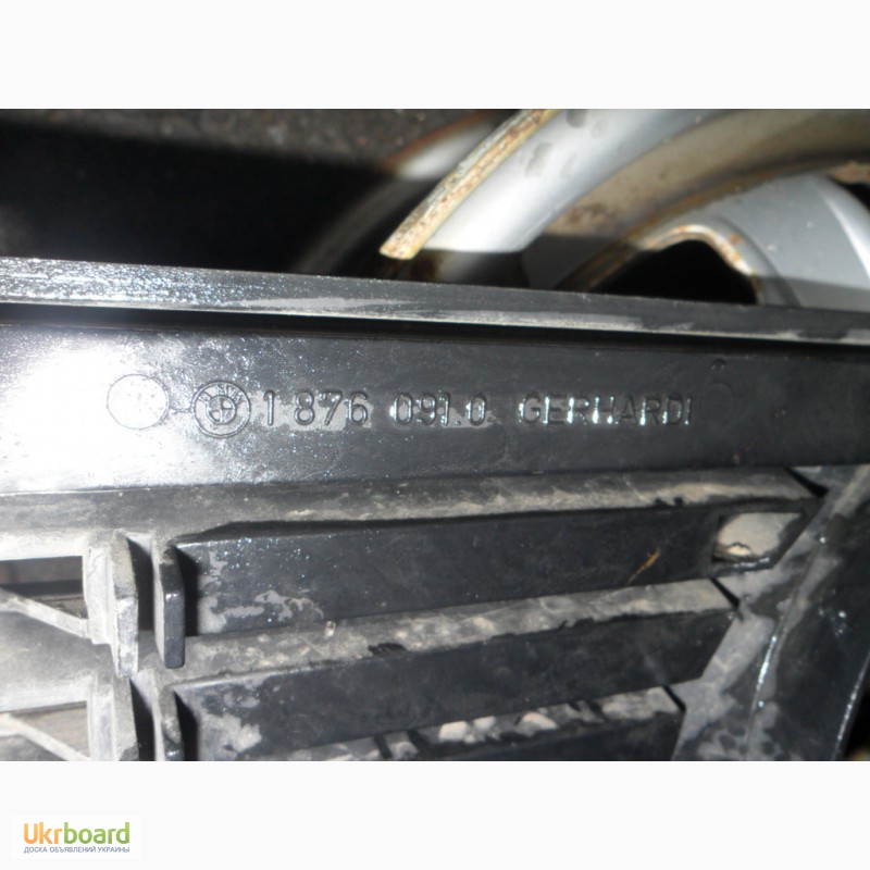 Фото 6. Решётка радиатора БМВ-3, 85 год, комплект