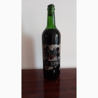 Продам коллекционное вино Каберне 1970 (Болгария)