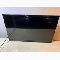 Продам телевизор Samsung UE28H4000AK с пультом и кронштейном крепления на стену