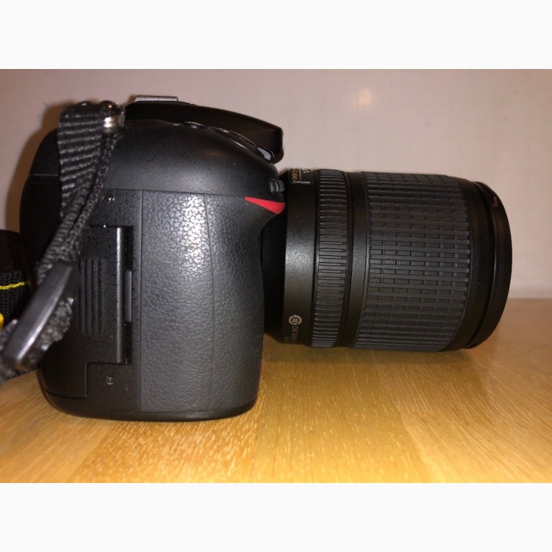 Фото 3. Nikon D7100 Цифровая зеркальная фотокамера с объективом 18-140 мм