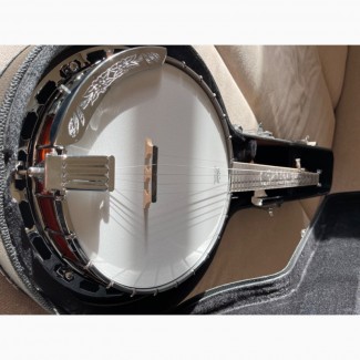 Ibanez B200 Banjo 5-струнная резонаторное банджо. Новый. С кофром, есть когти и струны