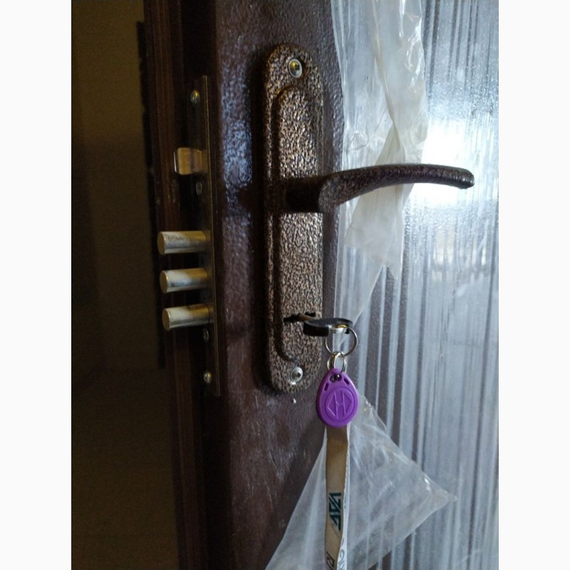 Фото 3. Дверь входная металл Жилстрой с замком с ключами Харьков