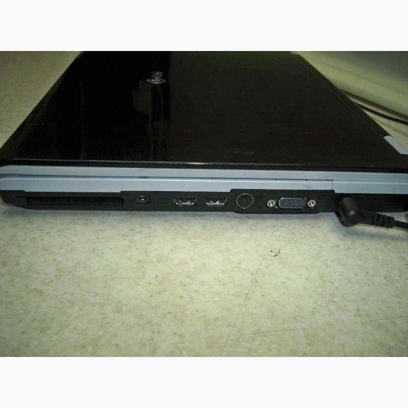 Фото 3. Ноутбук LG E500-K.APE7V два ядра Intel Core 2 Duo/экран 15.4 дюймов