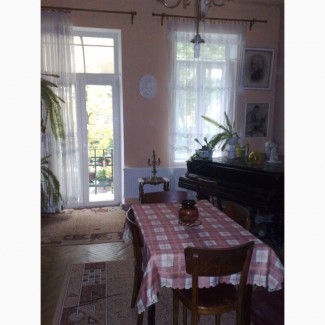 Комната в двухэтажном доме для гостей Львова - туристов, студентов- заочников