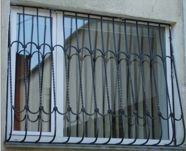 Фото 3. Решетки на окна киев