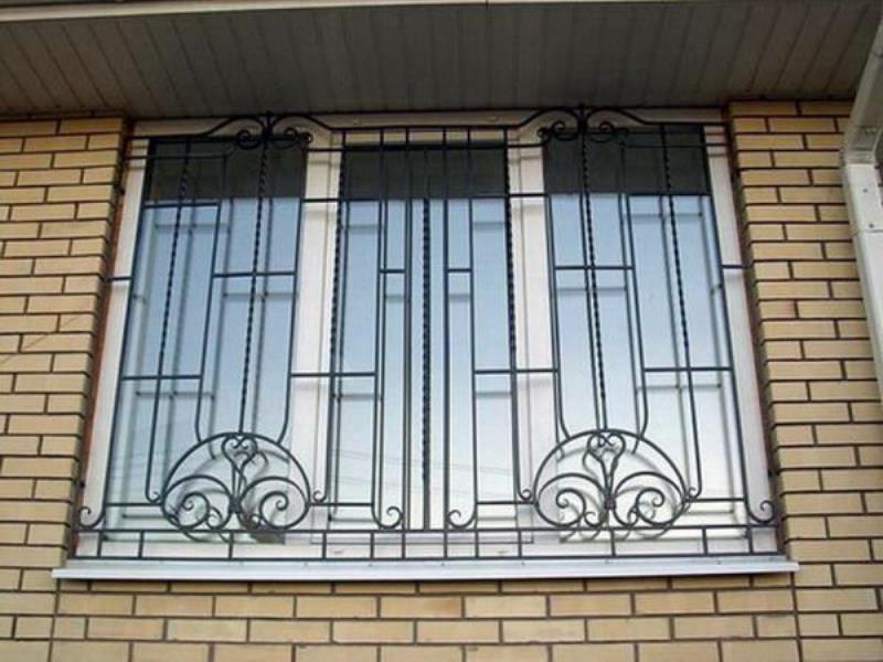 Фото 4. Решетки на окна киев
