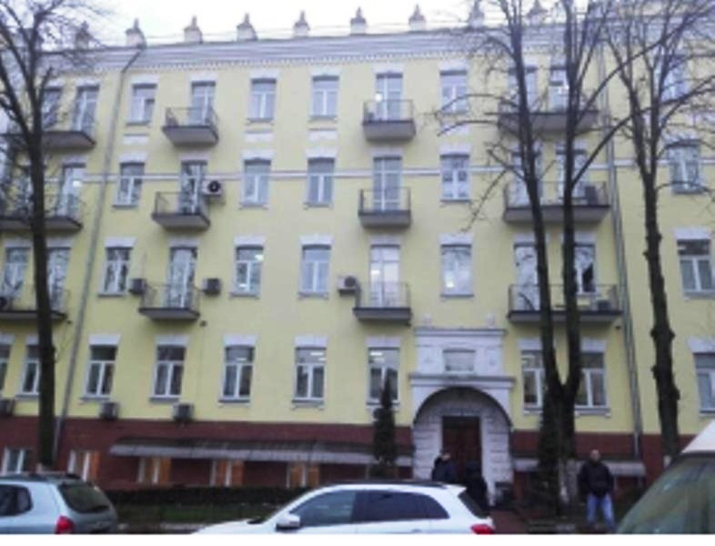 Фото 2. Административное здание с цокольным и мансардным этажом в Печерском районе, Киева