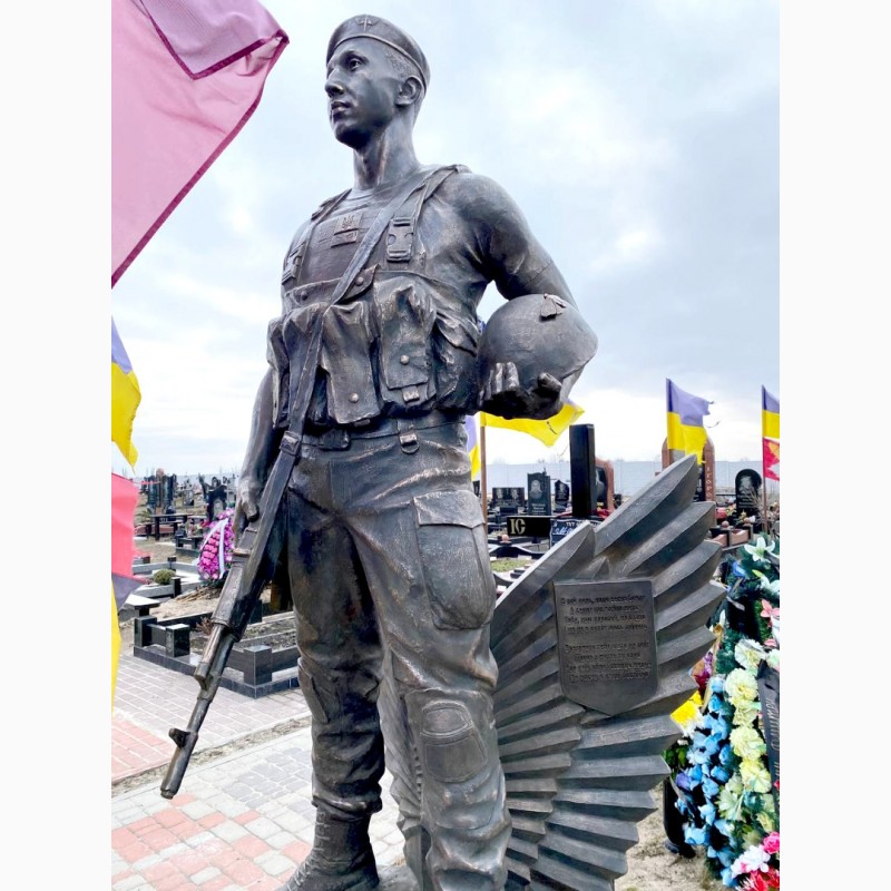 Фото 5. Военные памятники и статуи производство памятников украинским военным