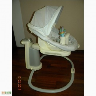 Продам заколисуючий центр своєї дитини (крісло - гойдалку виробник Graco США), б/у -3 мі