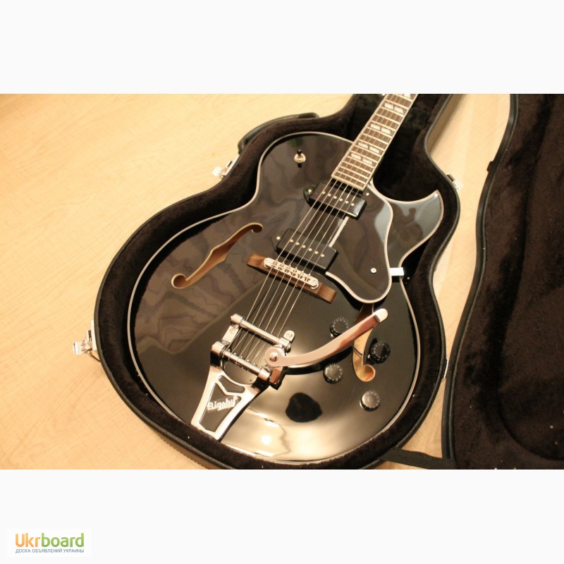 Фото 2. Электрогитара Gibson ES 135 P90#039;s Black