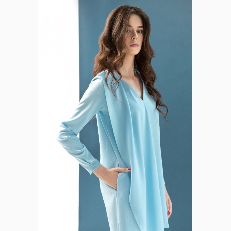Фото 3. Женское платье небесно-голубого цвета от DZAN