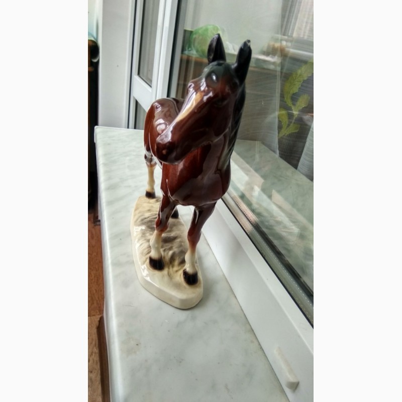 Фото 6. Фарфоровая статуэтка katzhtte 0554/24 коричневый конь