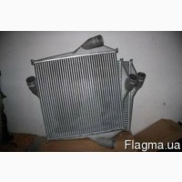Рено Магнум 440. 2004 - Радиатор охлаждения