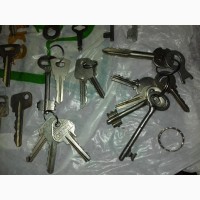 Ключи от дверных замков. Для коллекций (61 шт.)