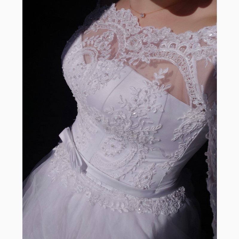 Фото 4. Срочно продам свадебное платье