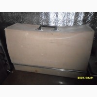 Запчасти и чемодан б/у для швейной машины Веритас 8014/43 (что на фото)