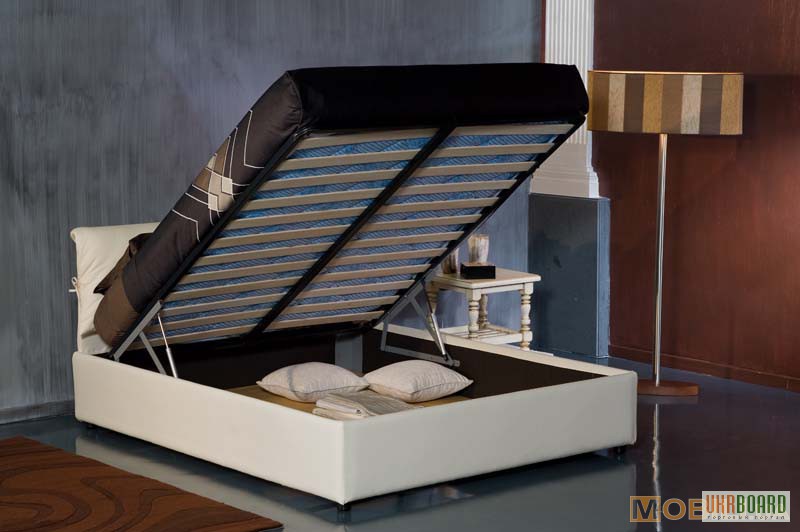 Фото 2. Кровать двуспальная Vittoria, от фабрики GM Italia. Итальянская мебель.
