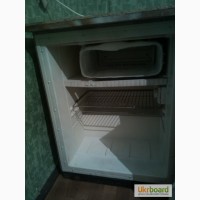 Продам небольшой холодильник