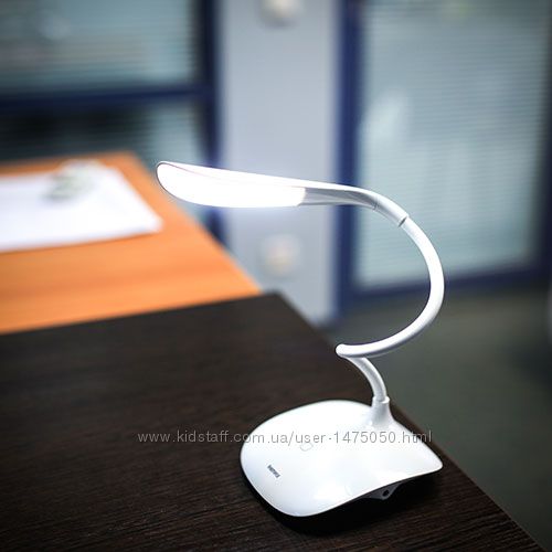Фото 5. Светодиодная лампа с встроенным аккумулятором Remax Milk Series LED Eye-Protecting Light