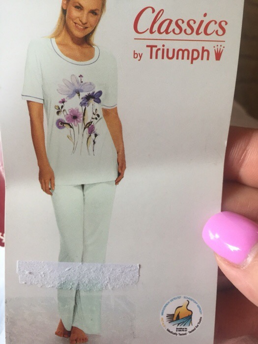 Фото 5. Домашняя одежда лёгкая Triumph сток оптом (Триумф халаты, пижамы, платья и ночнушки)