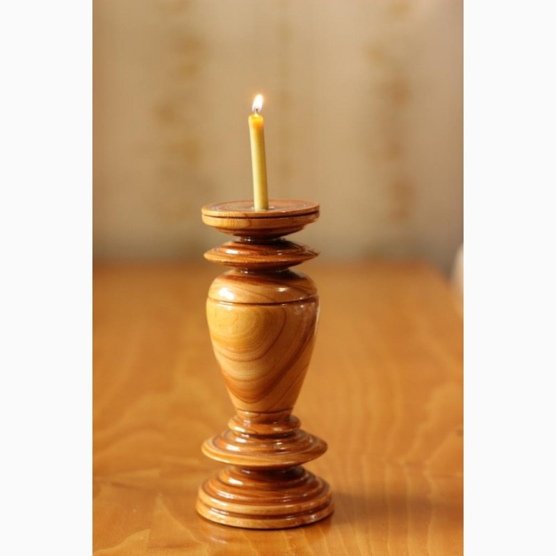 Фото 16. Деревянный подсвечник для тонкой церковной свечи, отличный подарок