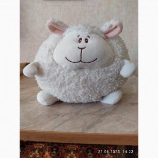 Игрушка-подушка «милая овечка»