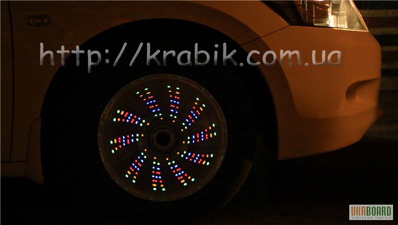 Фото 3. Насадка со светодиодной лентой на солнечных батареях для дисков автомобиля - Glare Wheel /