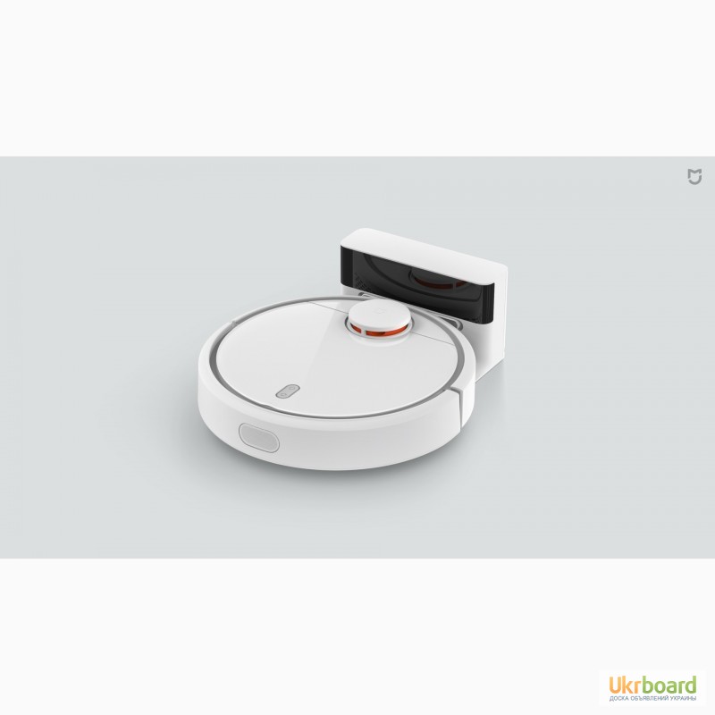 Робот-пылесос Xiaomi Mi Robot Vacuum В наличии