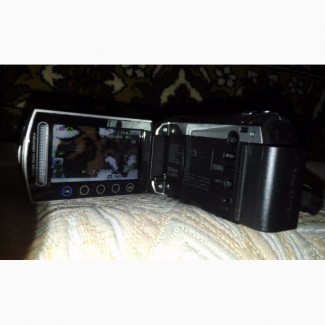Видеокамера JVC Everio-S GZ-MS215