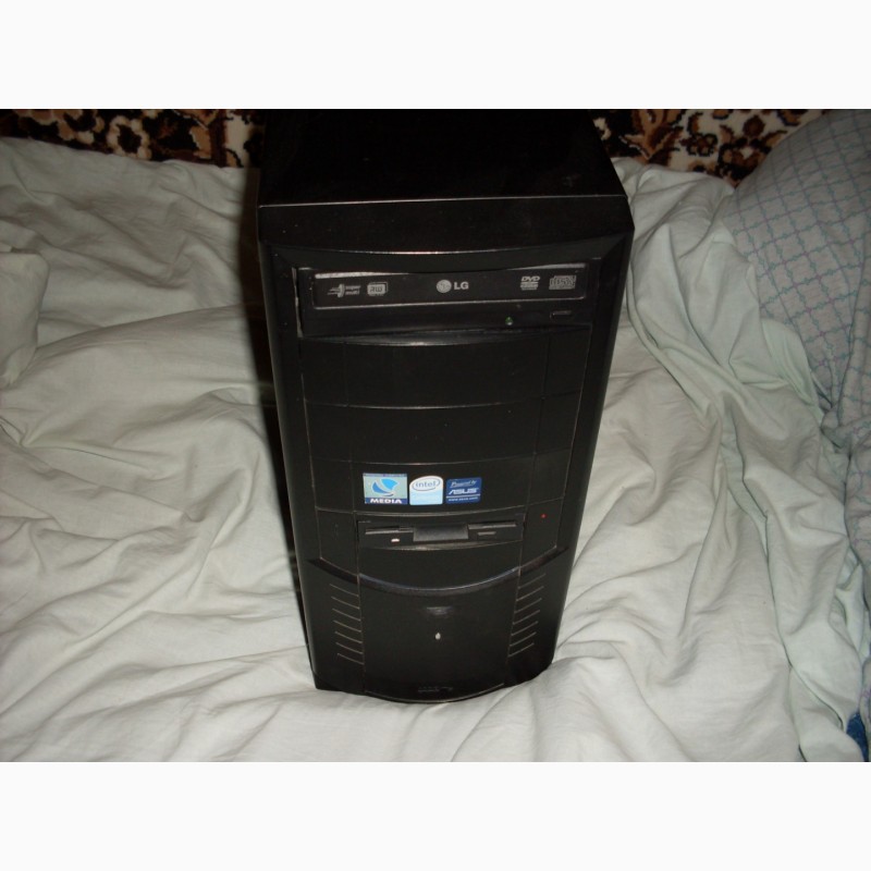 Продам системний блок на базі процесора Dual-Core Pentium E2220