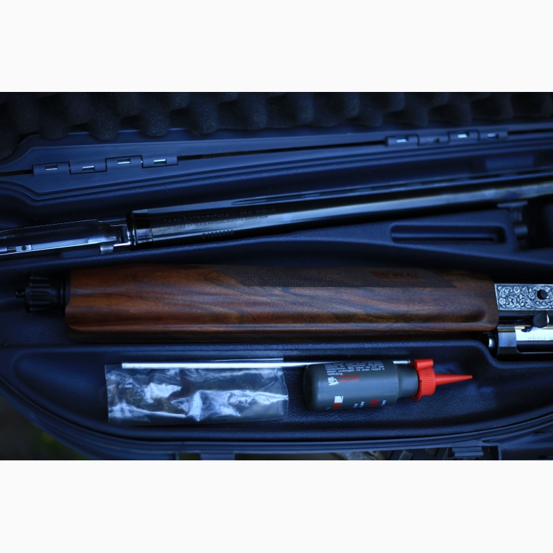 Фото 7. Продаю гладкоствольное ружье Benelli Raffaello Elegant, 12/76, ствол 760 мм., кейс